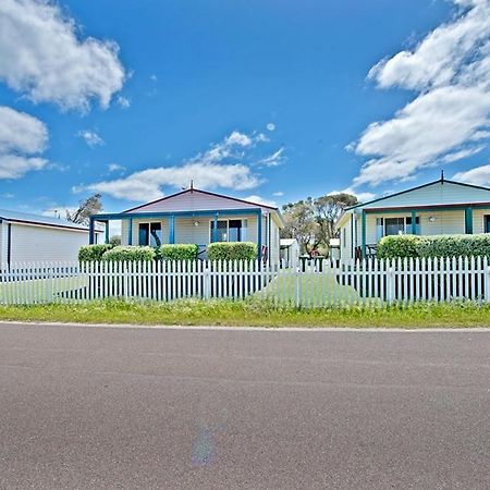 Acclaim Rose Gardens Beachside Holiday Park Олбани Экстерьер фото