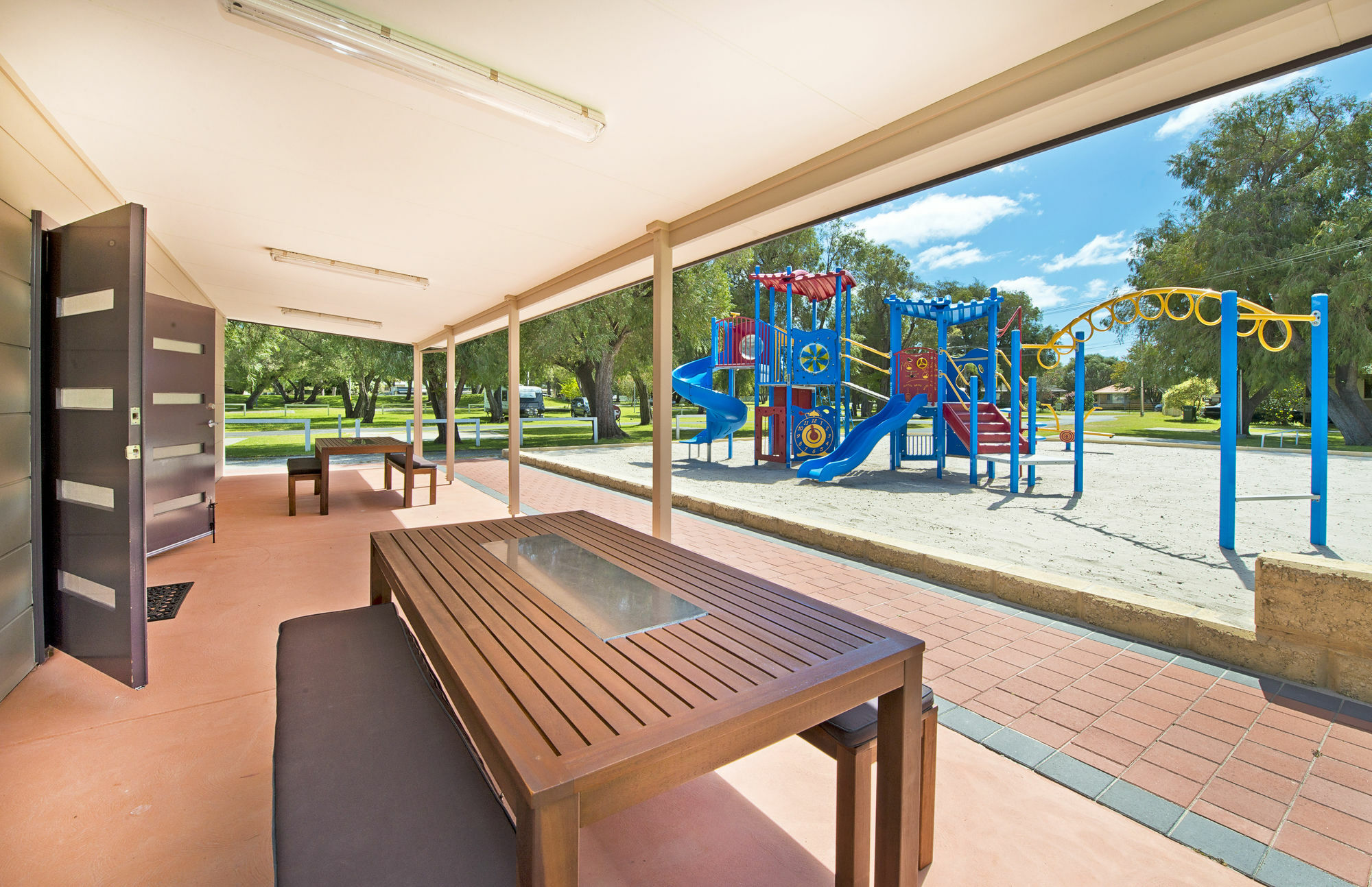Acclaim Rose Gardens Beachside Holiday Park Олбани Экстерьер фото
