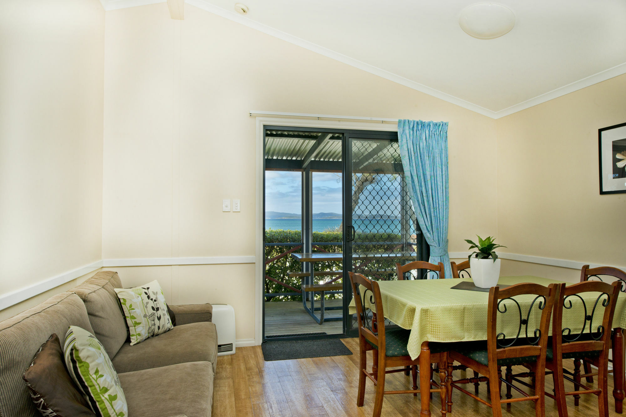 Acclaim Rose Gardens Beachside Holiday Park Олбани Экстерьер фото